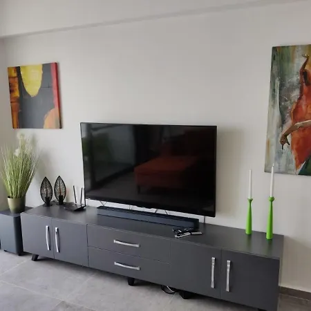 Retreat Block A2, Unit 6 Apartment